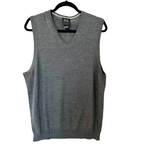 Jos A. Bank Traveler Men's Dark Gray V-Neck Wool Sweater Vest Size L NWOT - Picture 1 of 7